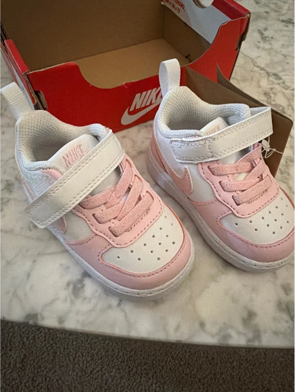 (Baby) Nike Court Borough Low Rec Toddler Shoes Size 4C White and Pink